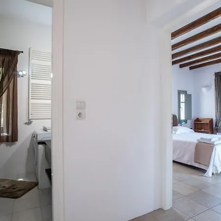 Сasa de vacaciones The Faragas Luxury Retreat House Alikí