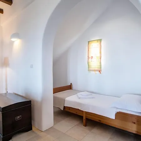 Сasa de vacaciones The Faragas Luxury Retreat House *