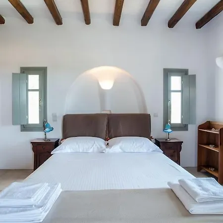The Faragas Luxury Retreat House * Alikí